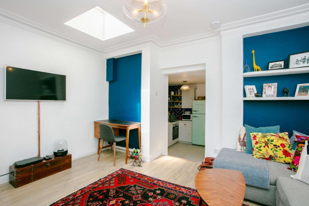Modern Garden Apartment Camden London Exteriör bild